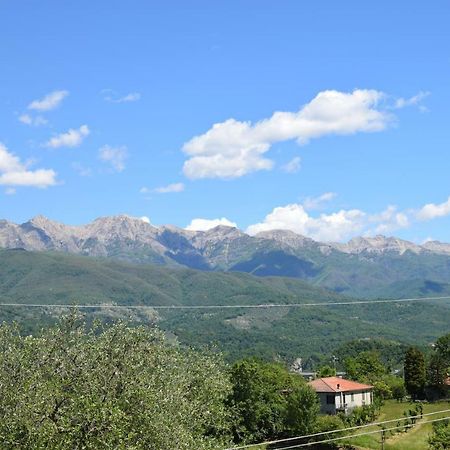 Ferienwohnung Locazione Turistica La Ca Gialla Pontremoli Exterior foto